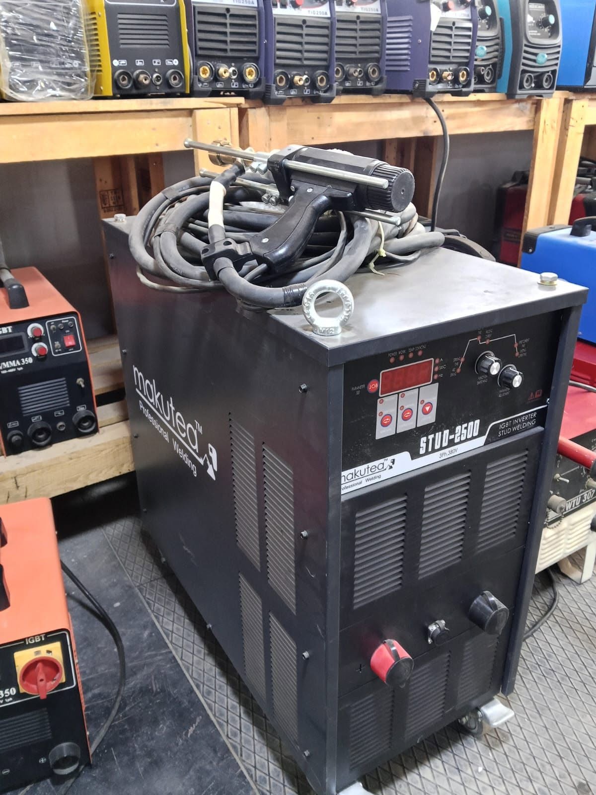 STUD-2500 – IGBT INVERTER STUD WELDING